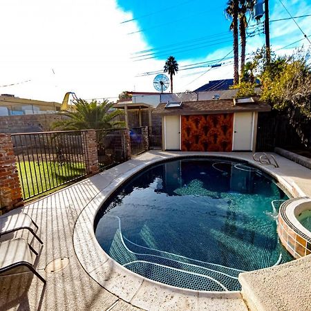 Newer Ranch With Pool And Hot Tub Near The Strip And Freemont Street. Vila Las Vegas Exterior foto